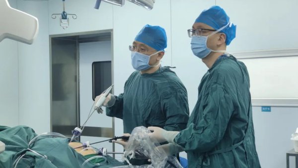 翻倍赚 安徽理工大学第一附属医院：微创技术再突破！超细胆道镜+钬激光还您健康_大皖新闻 | 安徽网