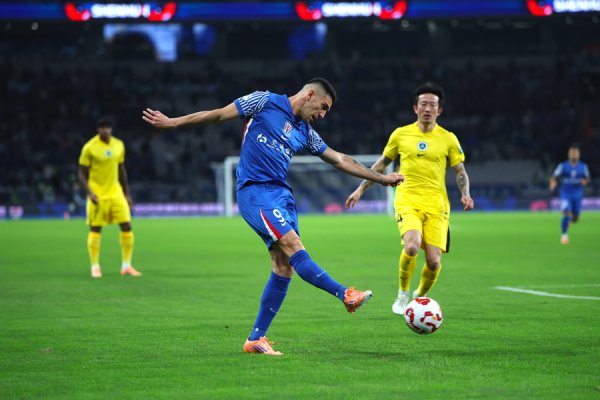 股利网 蓉城已经掉队，申花争冠又要看别人脸色，跟海港的差距到底在哪里？